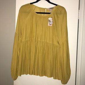 Forever 21 Mustard top size large